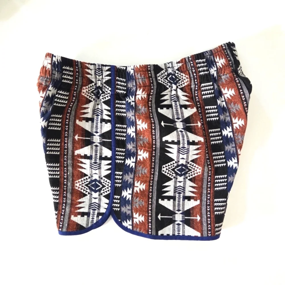 Wai Wear Anothai Kon Mens Shorts XL